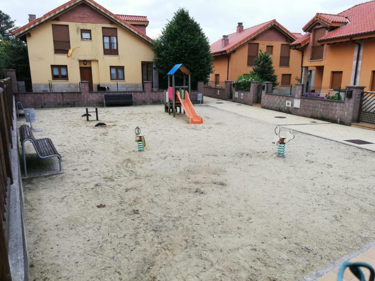 Chalet Playa del Sable Hinojedo Eksteriør bilde
